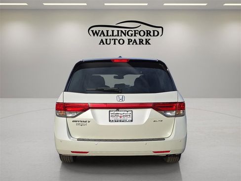 Used 2016 Honda Odyssey Touring Elite image 5
