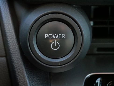 Certified 2024 Toyota Prius LE image 32