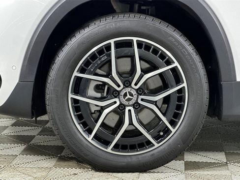 Certified 2023 Mercedes-Benz EQB 300 4MATIC image 32