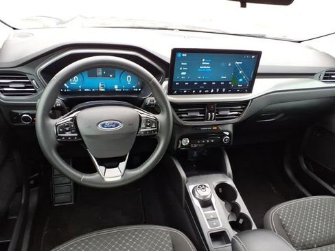 Certified 2023 Ford Escape Active w/ Tech Pack #2 AWD/4WD image 5