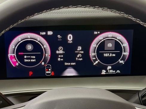 New 2026 Volkswagen Tiguan SE AWD/4WD image 13