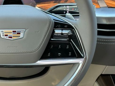 New 2026 Cadillac Escalade Platinum Sport w/ LPO, ONYX Package AWD/4WD image 28