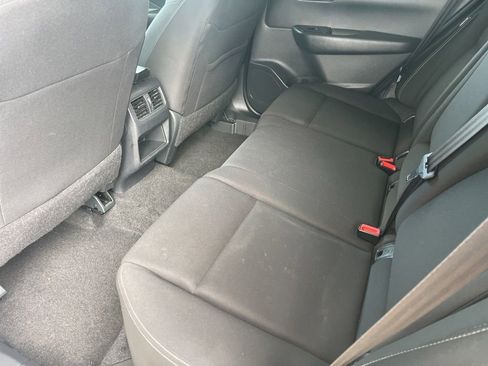 Used 2024 Nissan Rogue S FWD image 31