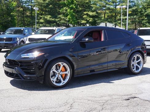 Used 2022 Lamborghini Urus AWD/4WD image 12