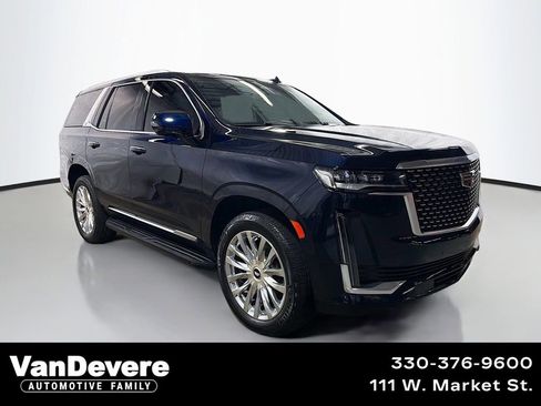 Used 2023 Cadillac Escalade Premium Luxury AWD/4WD image 1