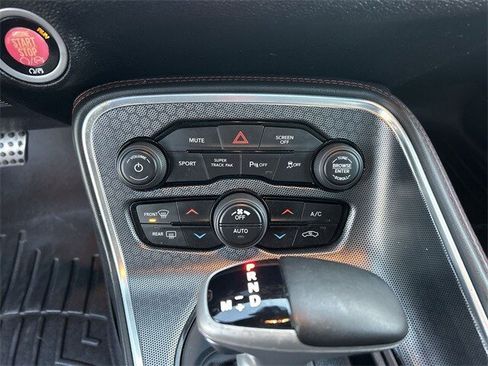 Certified 2018 Dodge Challenger GT w/ Technology Group image 21