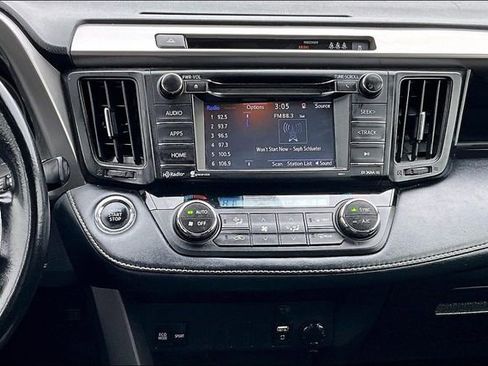 Used 2018 Toyota RAV4 XLE image 16