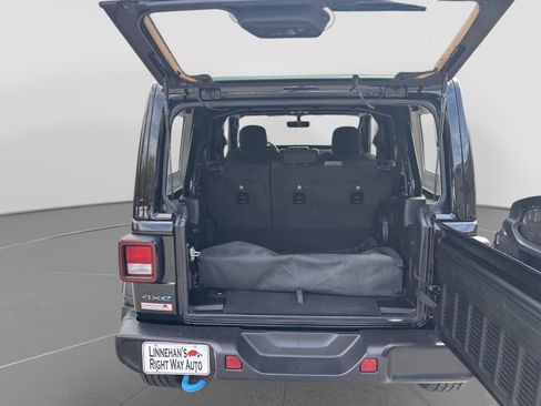 Used 2023 Jeep Wrangler Unlimited w/ Sun & Screen Package AWD/4WD image 20