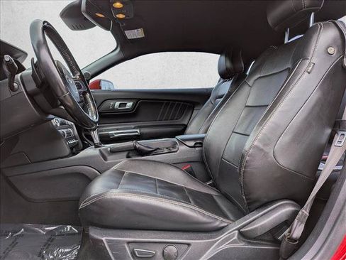 Used 2021 Ford Mustang Premium RWD image 15