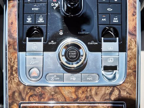 Used 2022 Bentley Flying Spur W12 AWD/4WD image 70