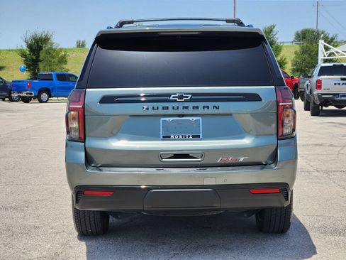 Certified 2024 Chevrolet Suburban RST w/ Luxury Package AWD/4WD image 6