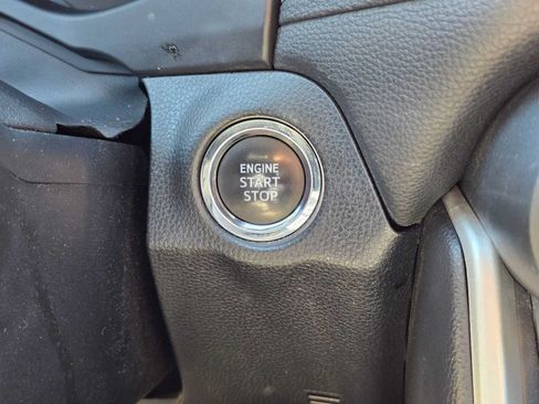 Used 2024 Toyota RAV4 XLE FWD image 33