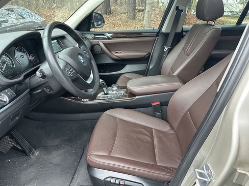 Used 2017 BMW X3 xDrive28i image 7