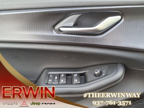 Certified 2023 Jeep Grand Cherokee L Laredo image 11