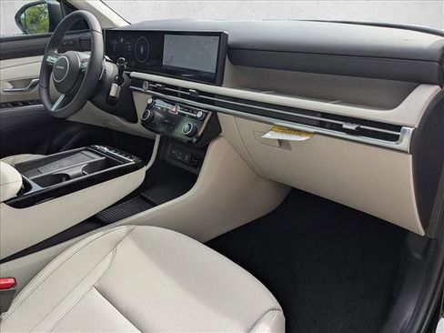 New 2026 Hyundai Tucson Limited FWD image 20