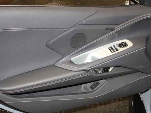 Used 2025 Chevrolet Corvette Z06 RWD image 14