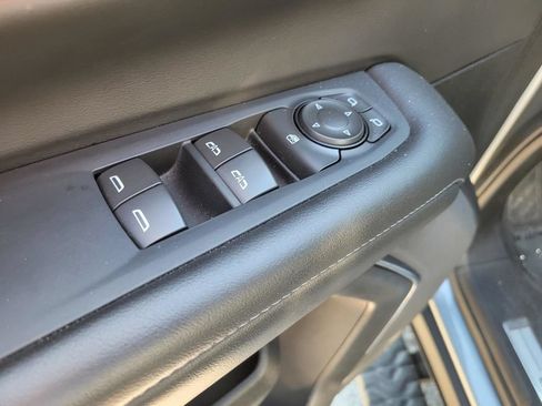 Used 2025 Chevrolet Suburban Z71 AWD/4WD image 20
