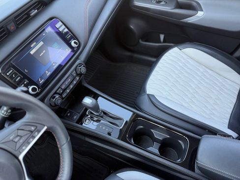 Used 2024 Nissan Kicks SR w/ SR Premium Package image 20