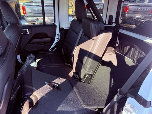 New 2026 Jeep Wrangler Sahara image 32