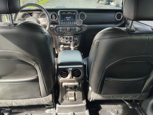 Used 2018 Jeep Wrangler Moab w/ Quick Order Package 24M Moab image 20