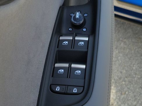 New 2026 Audi SQ8 Premium Plus AWD/4WD image 20