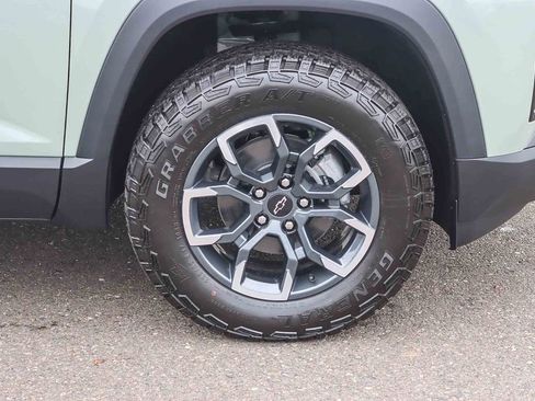 New 2026 Chevrolet Equinox ACTIV w/ Convenience Package III image 9