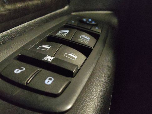 Used 2015 Dodge Durango Limited w/ Premium Group RWD image 27