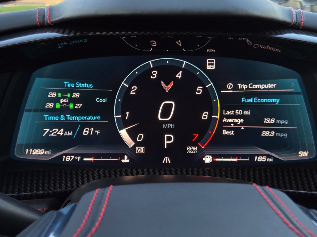 Used 2021 Chevrolet Corvette Stingray Premium Cpe w/ Z51 Performance Package RWD image 40