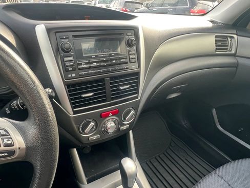 Used 2011 Subaru Forester 2.5X Premium image 21
