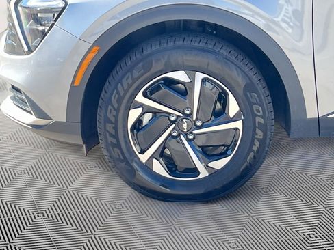 Certified 2023 Kia Sportage LX image 28