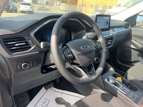 Certified 2024 Ford Escape Active image 7