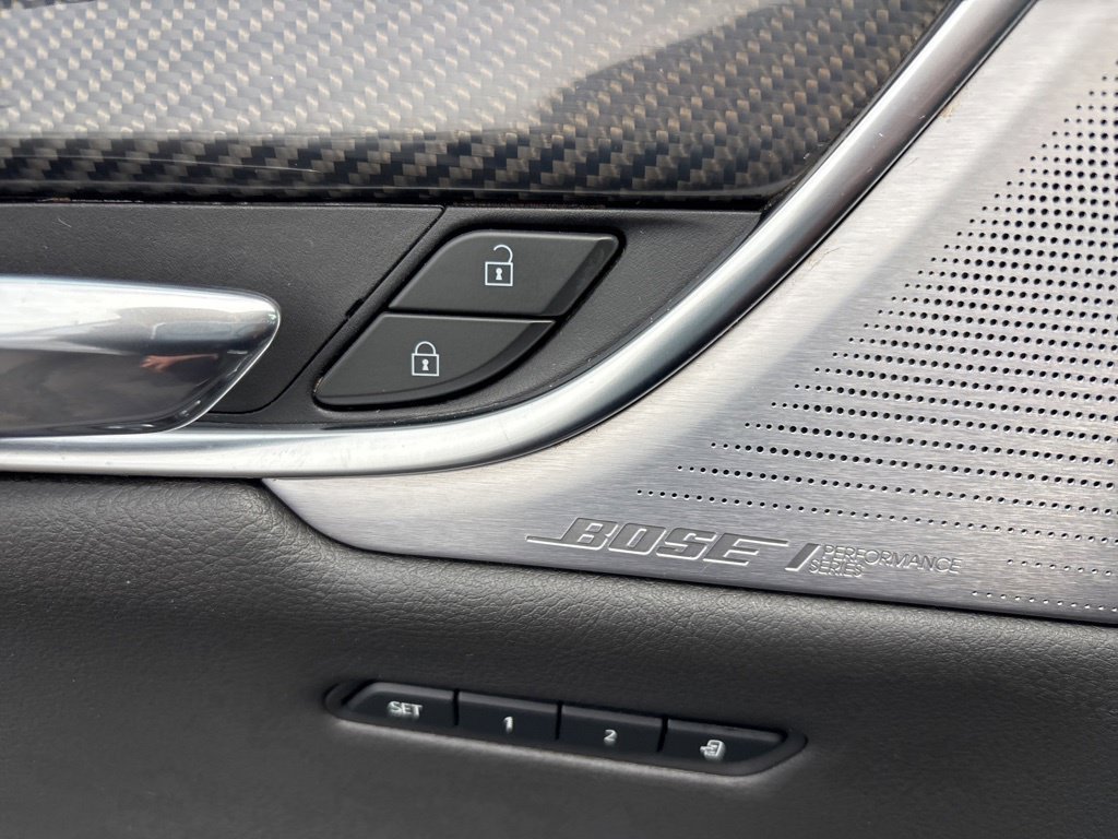 Used 2024 Cadillac XT6 Sport w/ LPO, Floor Liner Package AWD/4WD image 18
