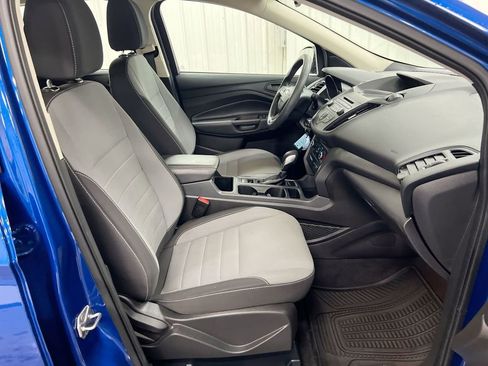 Used 2017 Ford Escape S FWD image 21