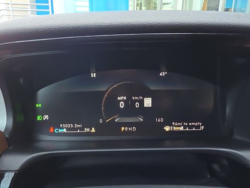 Used 2020 Lincoln Aviator Reserve w/ Equipment Group 202A image 20