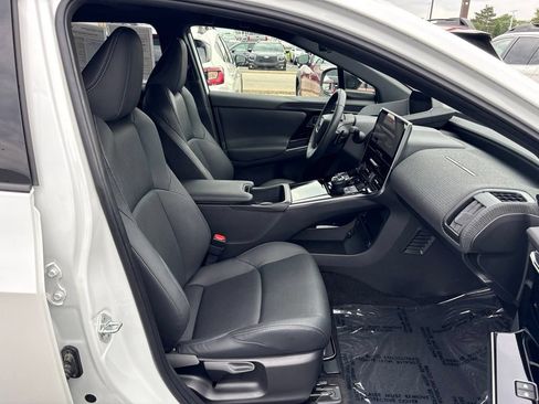 Used 2023 Subaru Solterra AWD image 10