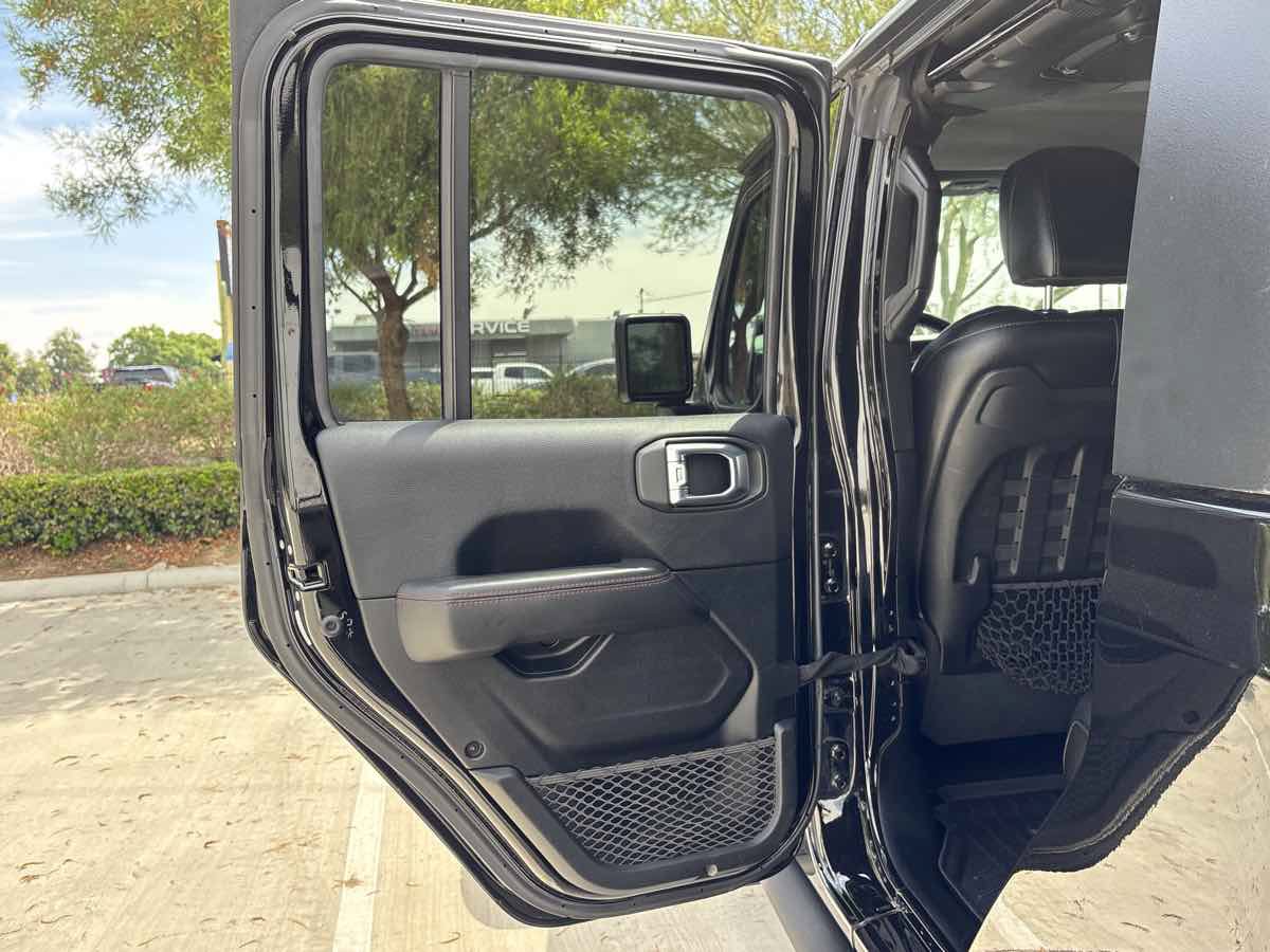 Used 2021 Jeep Gladiator Rubicon AWD/4WD image 15
