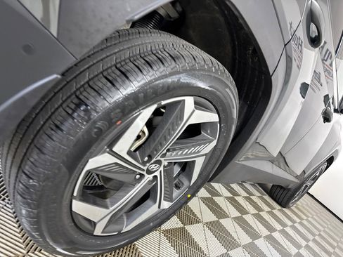 Used 2022 Hyundai Tucson Limited AWD/4WD image 29