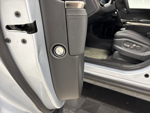 Used 2023 Rivian R1T Adventure image 30