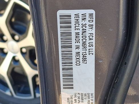 Used 2024 Jeep Compass Limited AWD/4WD image 27