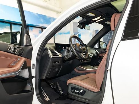 Used 2024 BMW X7 M60i w/ Executive Package AWD/4WD image 13