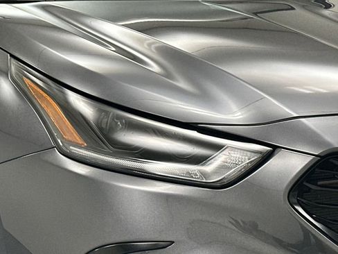 Used 2023 Toyota Highlander XSE image 26