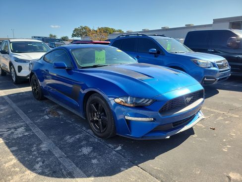Used 2018 Ford Mustang Coupe image 7