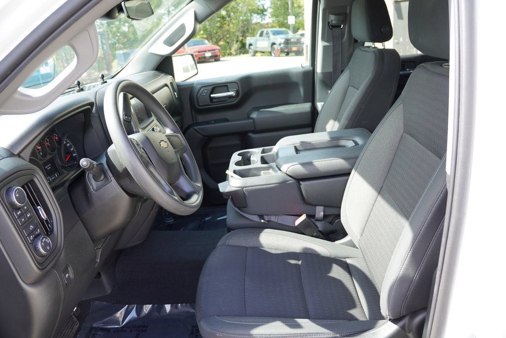 Used 2022 Chevrolet Silverado 1500 Custom w/ LPO, Dark Essentials Package AWD/4WD image 15