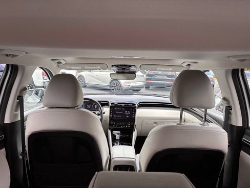 Used 2023 Hyundai Tucson SEL w/ Convenience Package AWD/4WD image 11