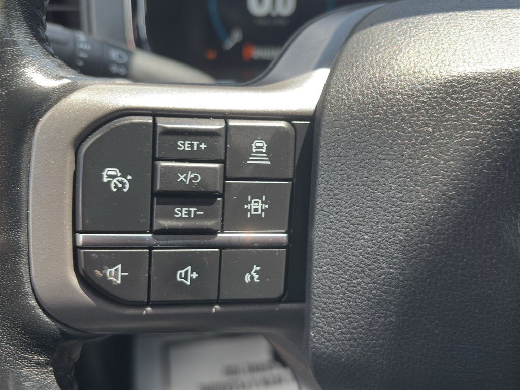 Used 2022 Ford F150 Lariat w/ Equipment Group 502A High AWD/4WD image 19