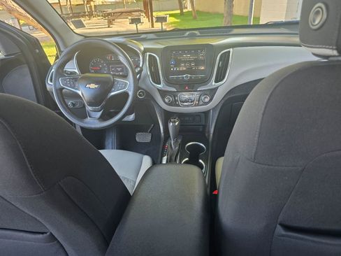 Used 2020 Chevrolet Equinox LS w/ LS Convenience Package image 32