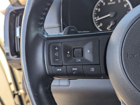 Used 2023 Nissan Pathfinder SV AWD/4WD image 21