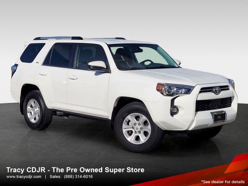 Used 2024 Toyota 4Runner SR5 image 1