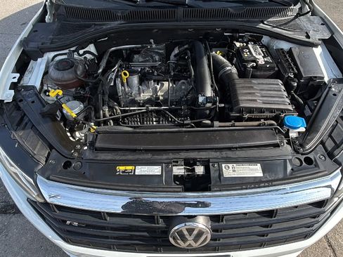 Used 2020 Volkswagen Jetta R-Line w/ R-Line Cold Weather Package image 24