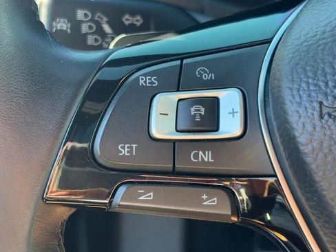 Used 2021 Volkswagen Passat 2.0T R-Line image 16